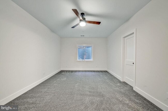 Building Photo - 8179 Bodkin Ave