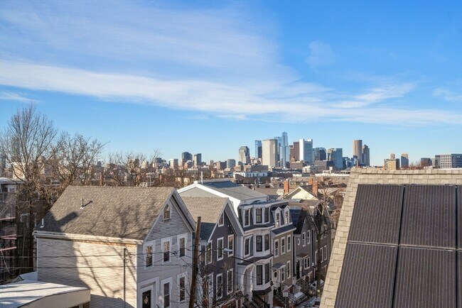 Building Photo - 7-9 Thomas Pk