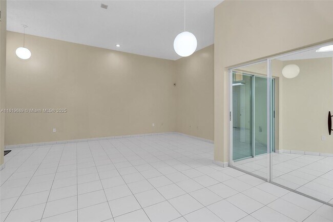 Building Photo - 11473 SW 72nd Terrace