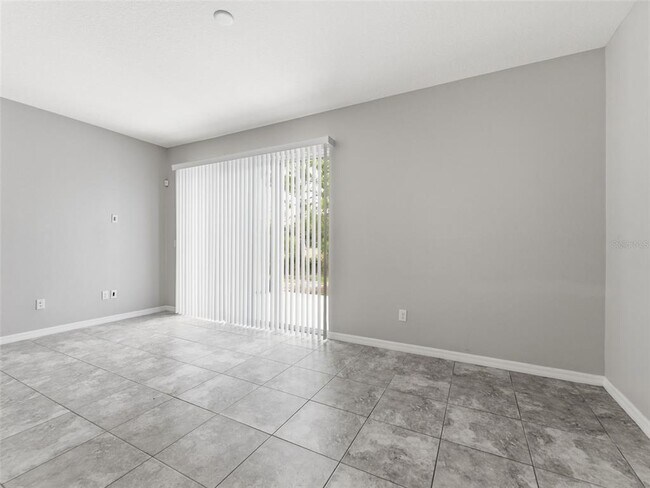 Building Photo - 7052 Grand Elm Dr