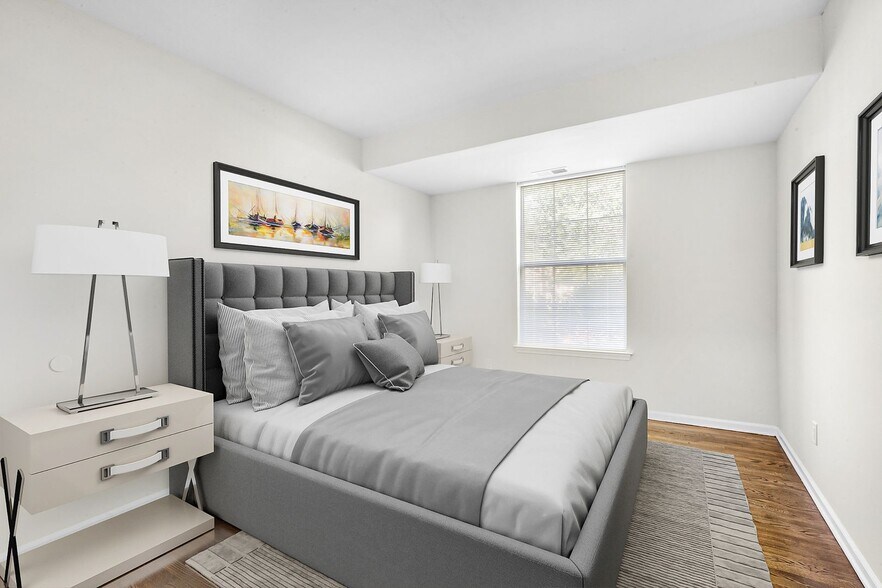 Interior Photo - COLUMBIA COURT, LLC