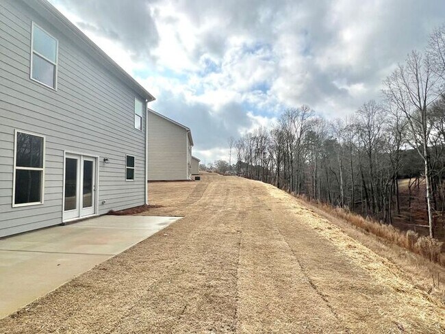 Building Photo - 229 Hellen Vly Dr