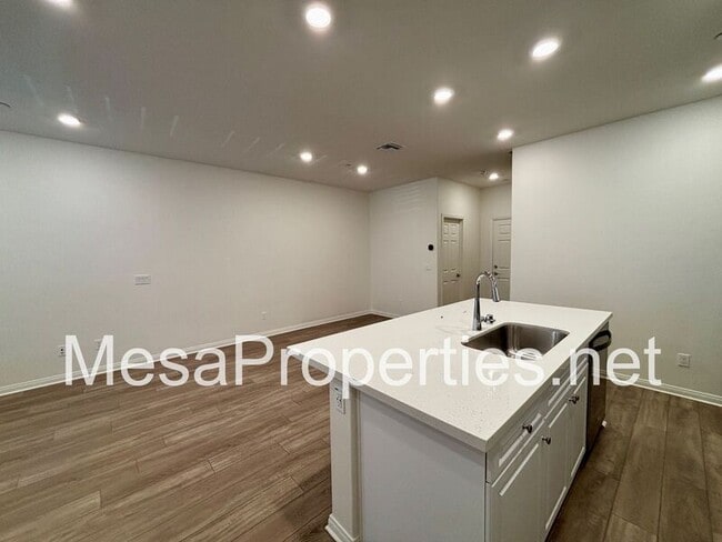 Building Photo - 4240 S Laguna Ave