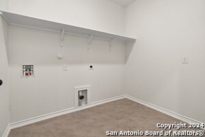 Building Photo - 246 W Flowing River Dr