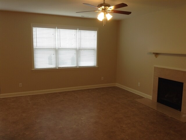 Building Photo - 10123 Caldwell Depot Rd