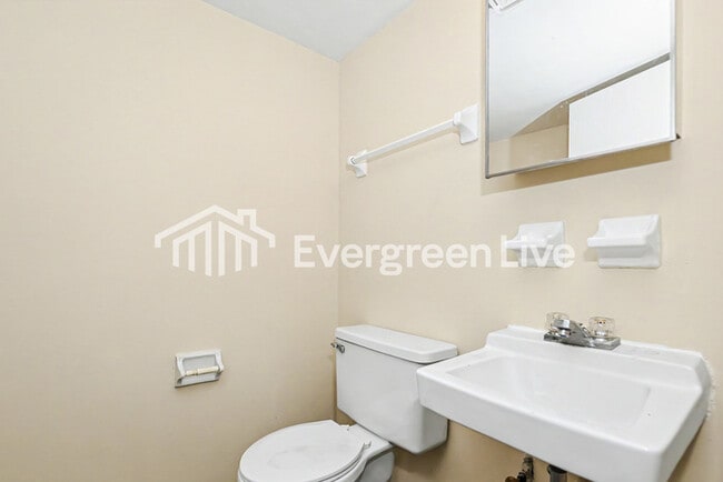 Building Photo - 8305 Mt Carmel St