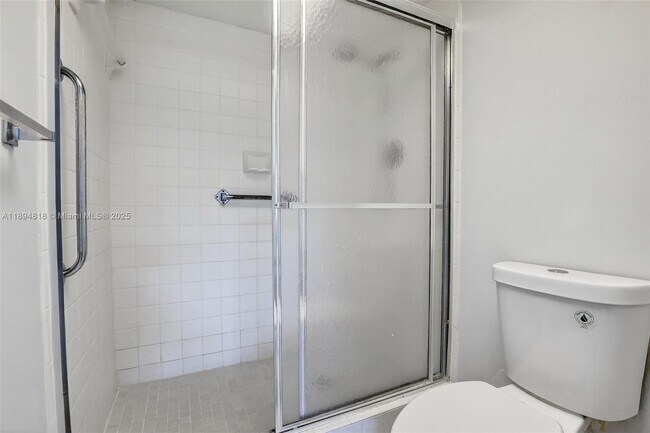 Building Photo - 701 SW 128th Ave