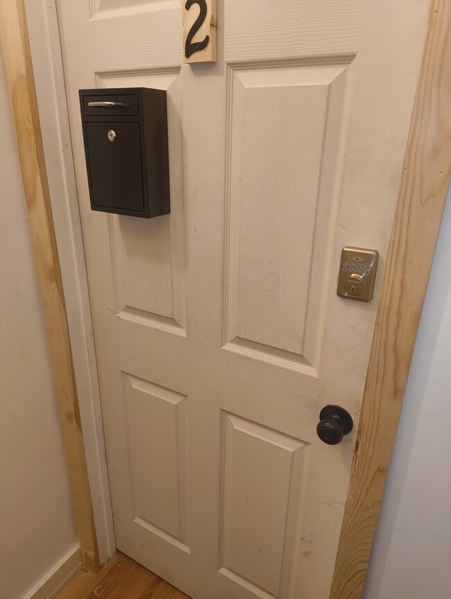 Building Photo - RSSR APARTMENTS