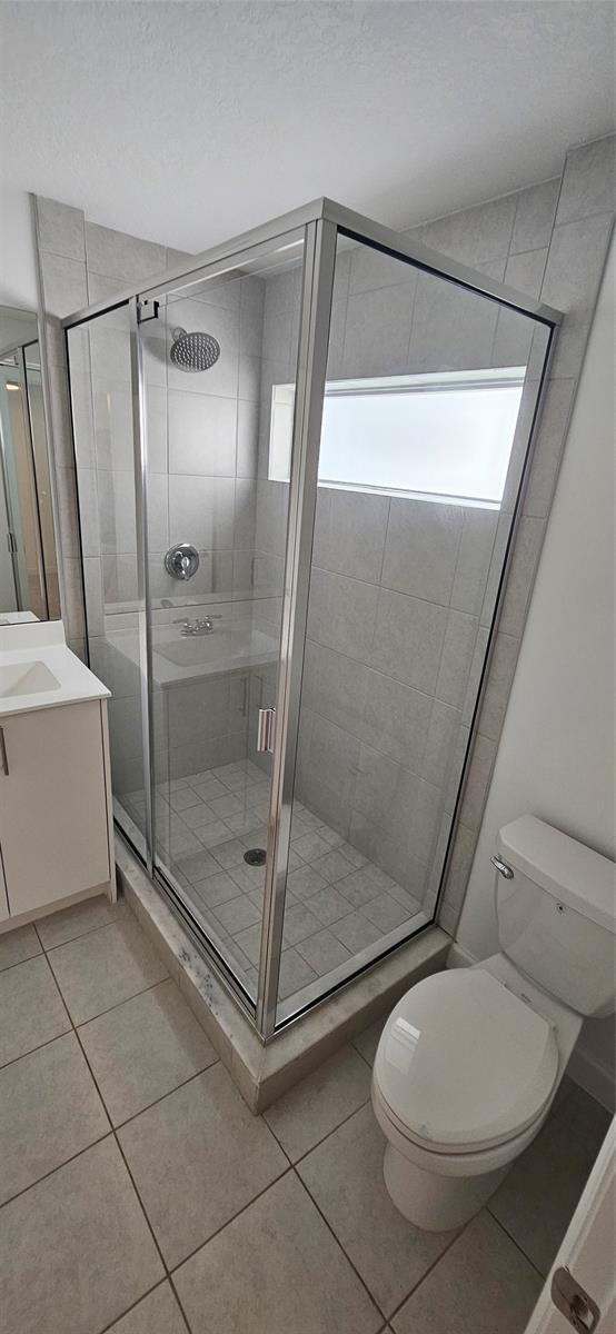 Building Photo - 5010 SW 37th St