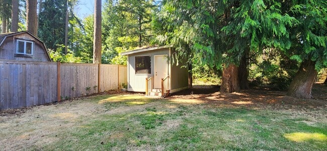 Building Photo - 3 Bed 1 bath Bothell rambler home $3199/mo