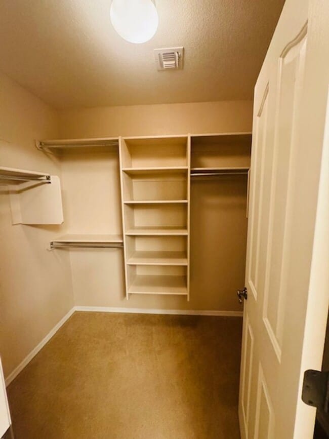 Building Photo - Resort-Style Living in Northwest Tucson- 3 Bedroom/ 3 Bathroom 2-Story House with garage!