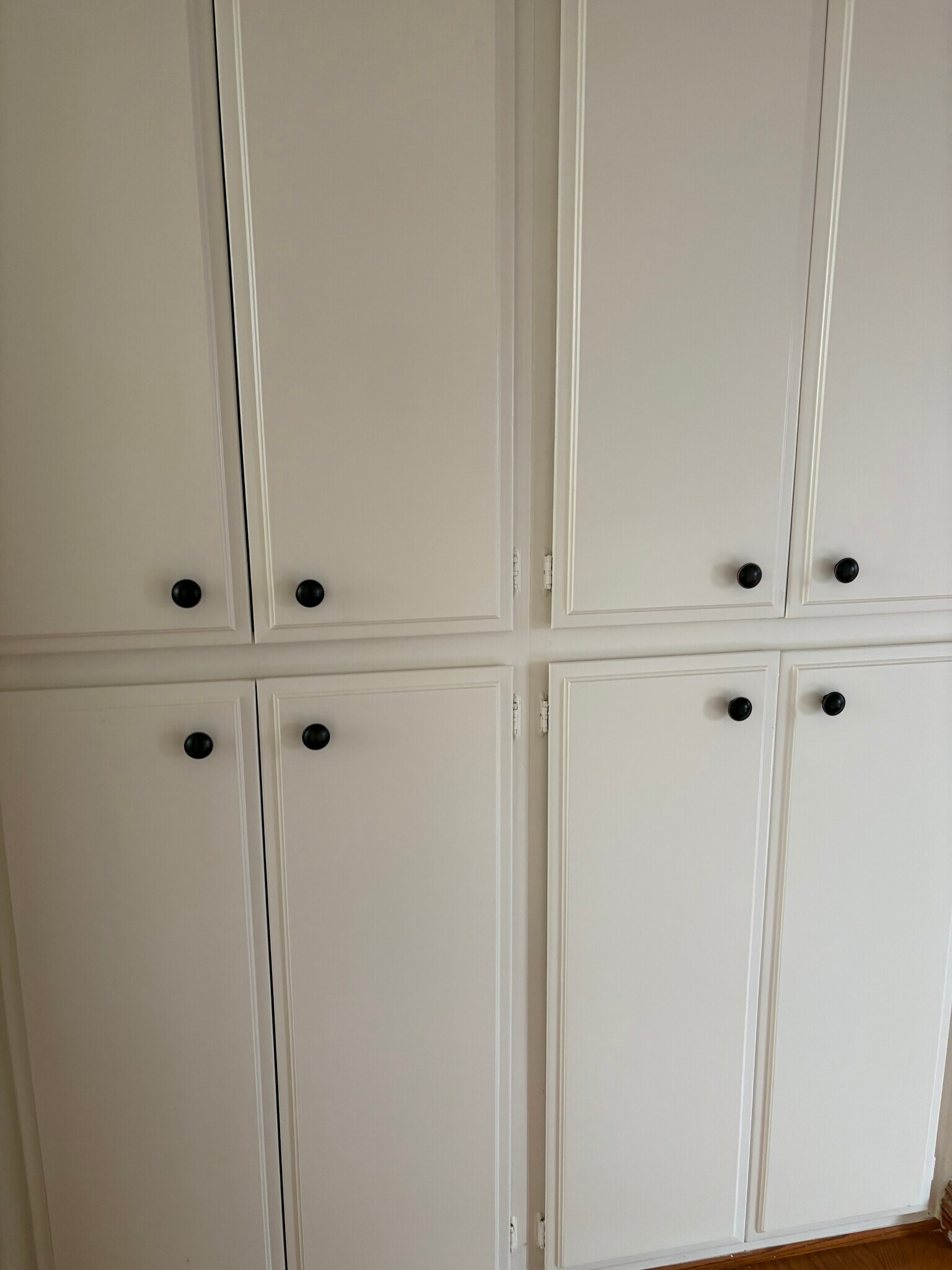 Building Photo - 1034 W 23rd St