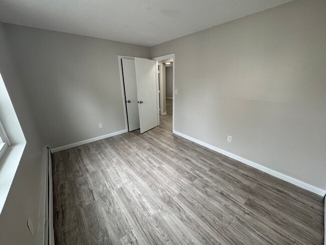 Building Photo - 158-162 Water Street-Unit 6