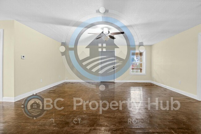 Building Photo - 97 Blakley Subdivision Rd