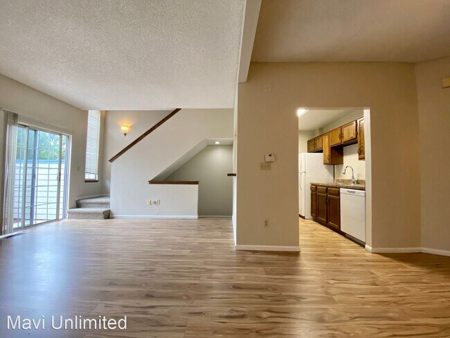 Building Photo - 3 br, 2.5 bath House - 1817 S Union Blvd.