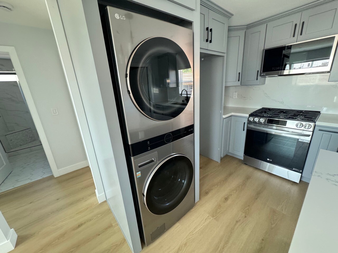 Building Photo - 18509 Burin Ave