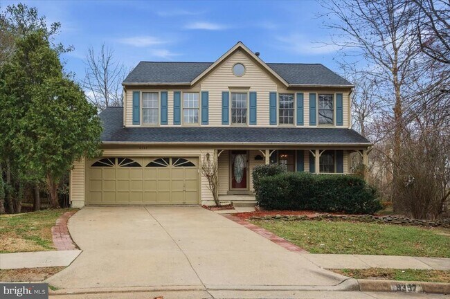 Building Photo - 9357 Gloxinia Way