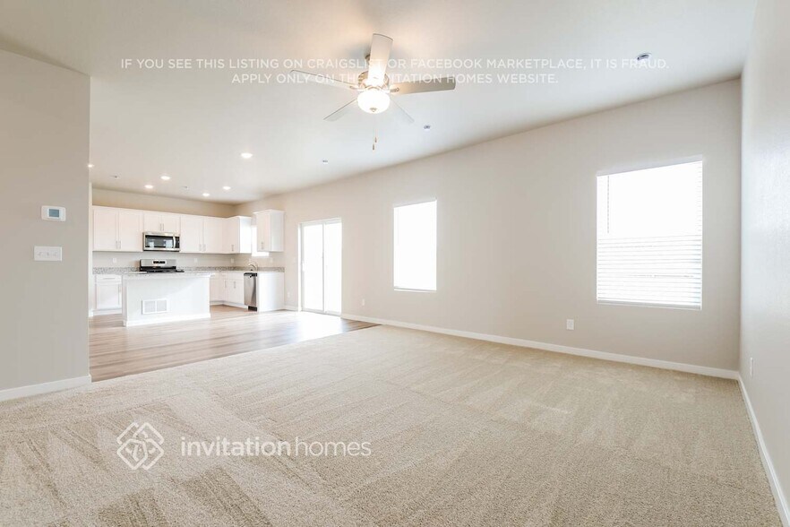 Building Photo - 2244 Alyssa St