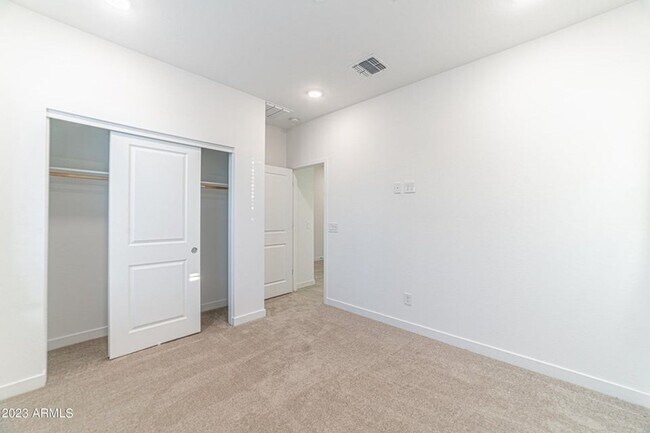 Building Photo - 3bed, 2bath Home