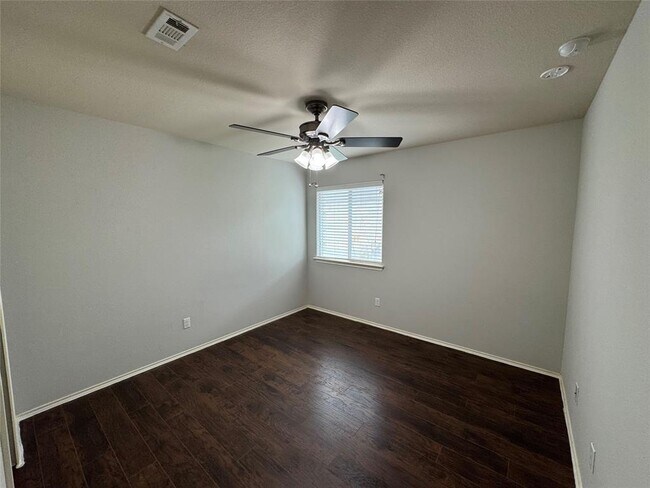Building Photo - 1036 Estival Dr