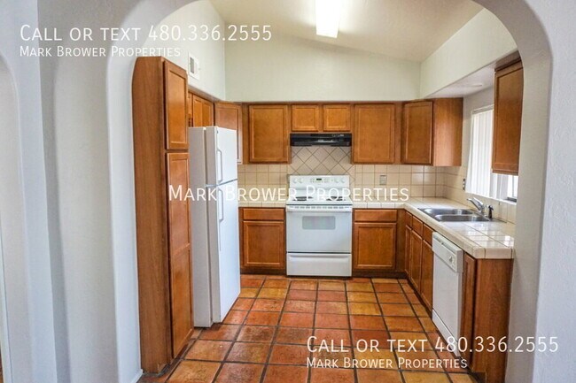Building Photo - 8419 E Virginia Ave