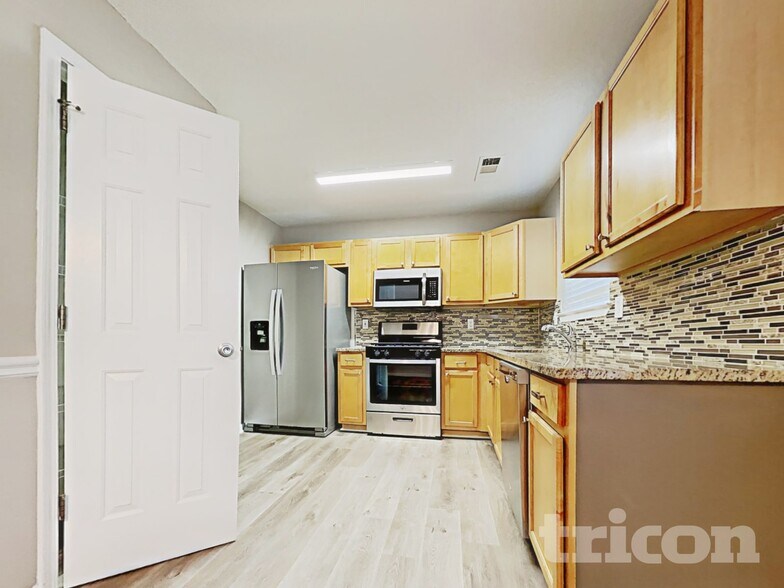 Building Photo - 3510 Cameo Ct