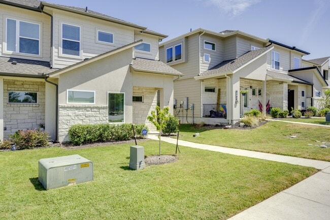 Building Photo - 9706 Whisper Willow Blvd
