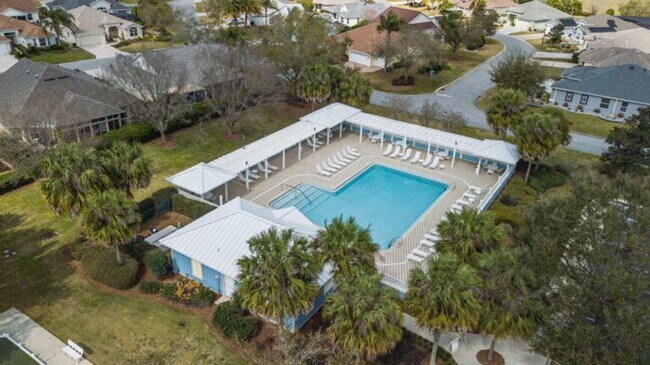 Building Photo - Live The Villages life: 3Bedrooms/2Baths furnished home with all the premier recreation access!