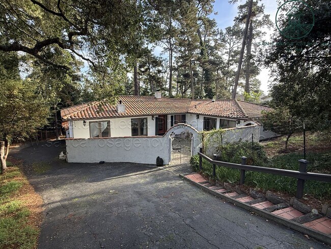 Building Photo - Spacious Three Bedroom Spanish Style Home in Upper Pebble Beach