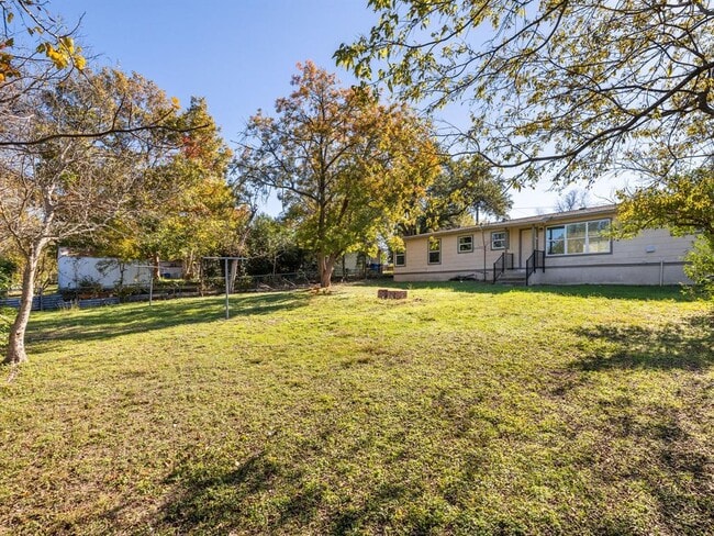 Building Photo - 800 Monterrey Pl