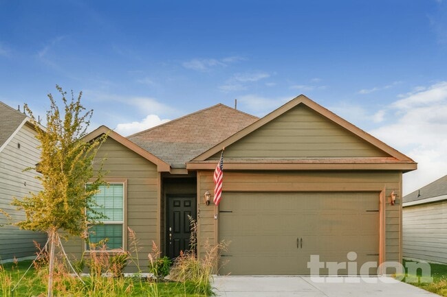 Building Photo - 125 Bush Dr