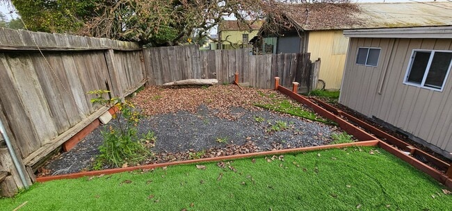 Building Photo - Millerick-1