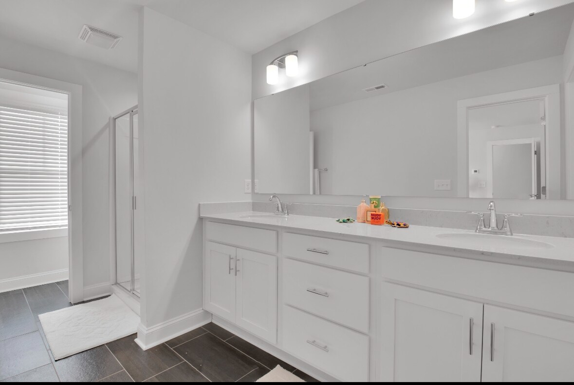 Building Photo - 9038 Henry Thoreau Rd