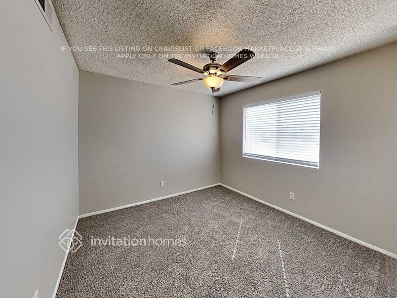 Building Photo - 7526 W Desert Cove Ave