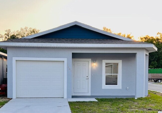 Building Photo - 1487 Las Villas Blvd
