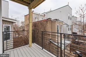Building Photo - 601 N 34th St
