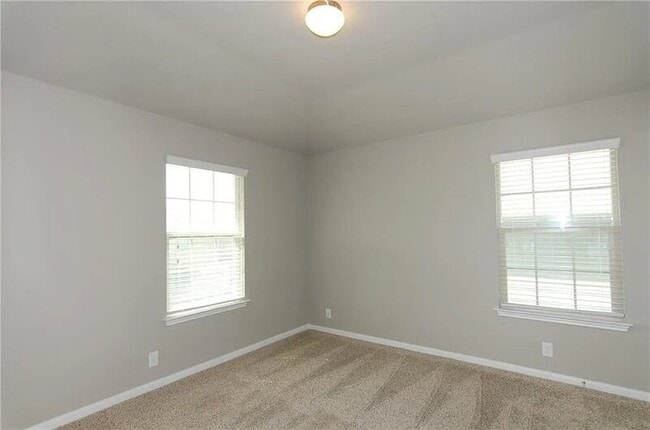 Building Photo - 3101 Davis Ln