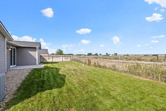 Building Photo - 4 Bedrooms Plus Bonus Room _ Dog Friendly!!