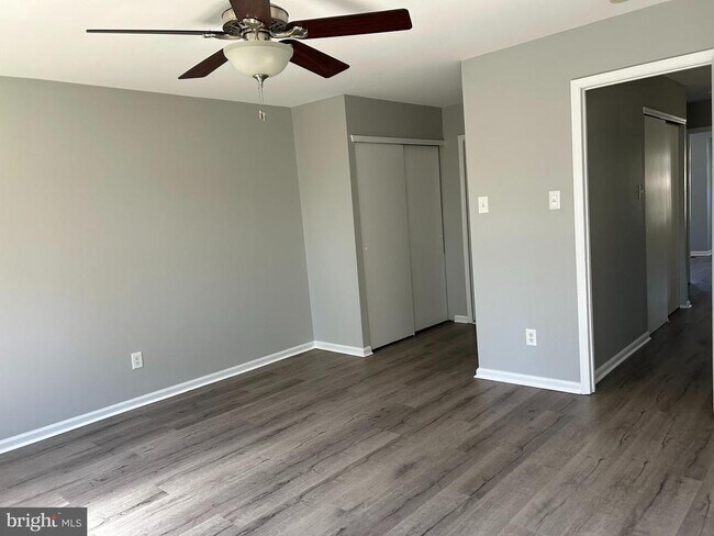 Building Photo - 29 Ramsgate Ct