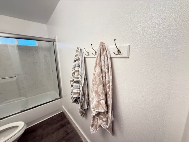 Building Photo - 3421