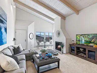 Building Photo - 1 Surf Way