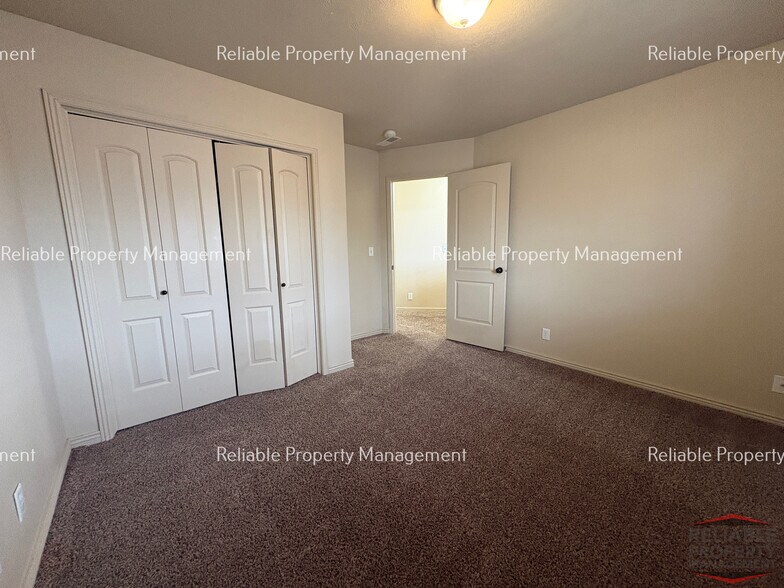 Building Photo - 184 Stockham Blvd