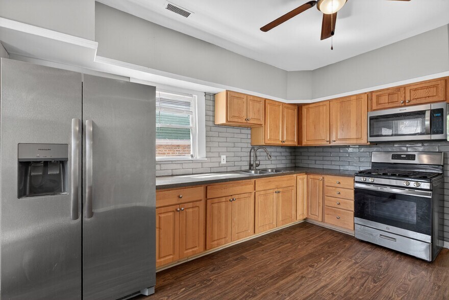 Building Photo - 4509 S Talman Ave
