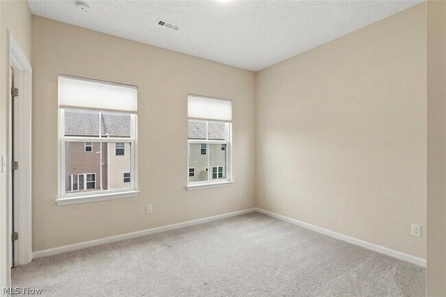 Building Photo - 1450 Sutter St