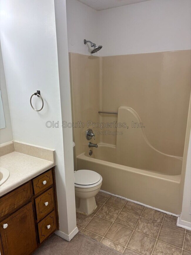 Building Photo - 6427 Lanier Dr