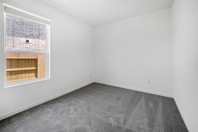 Building Photo - 26139 Sea Rosemary Ln