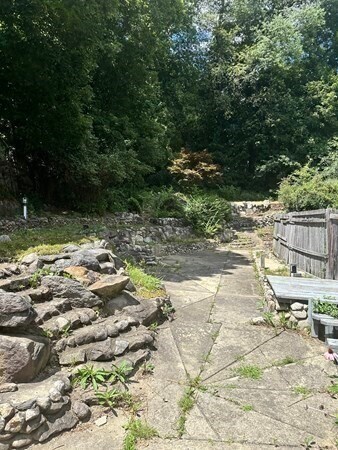 Building Photo - 815-819-819 River St