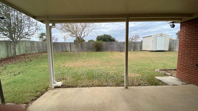 Building Photo - 349 Hambleton Ct