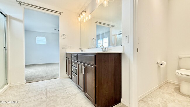 Building Photo - 10935 E Tesla Ave