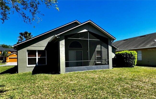 Building Photo - 16567 Cedar Run Dr